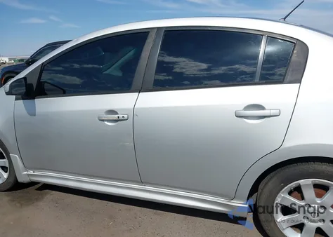 2010 Nissan Sentra 2.0Sr from USA, damaged, VIN 3N1AB6AP3AL700986